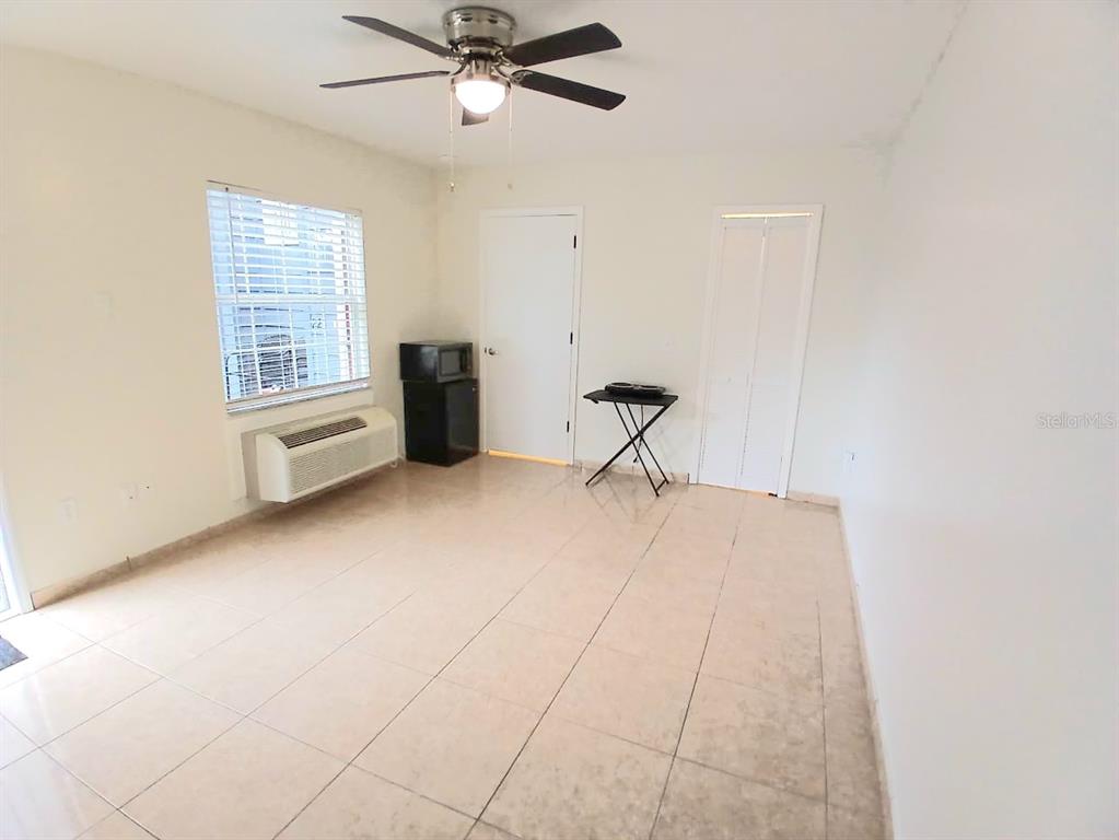 Davenport Condo: 221 Caribbean Drive