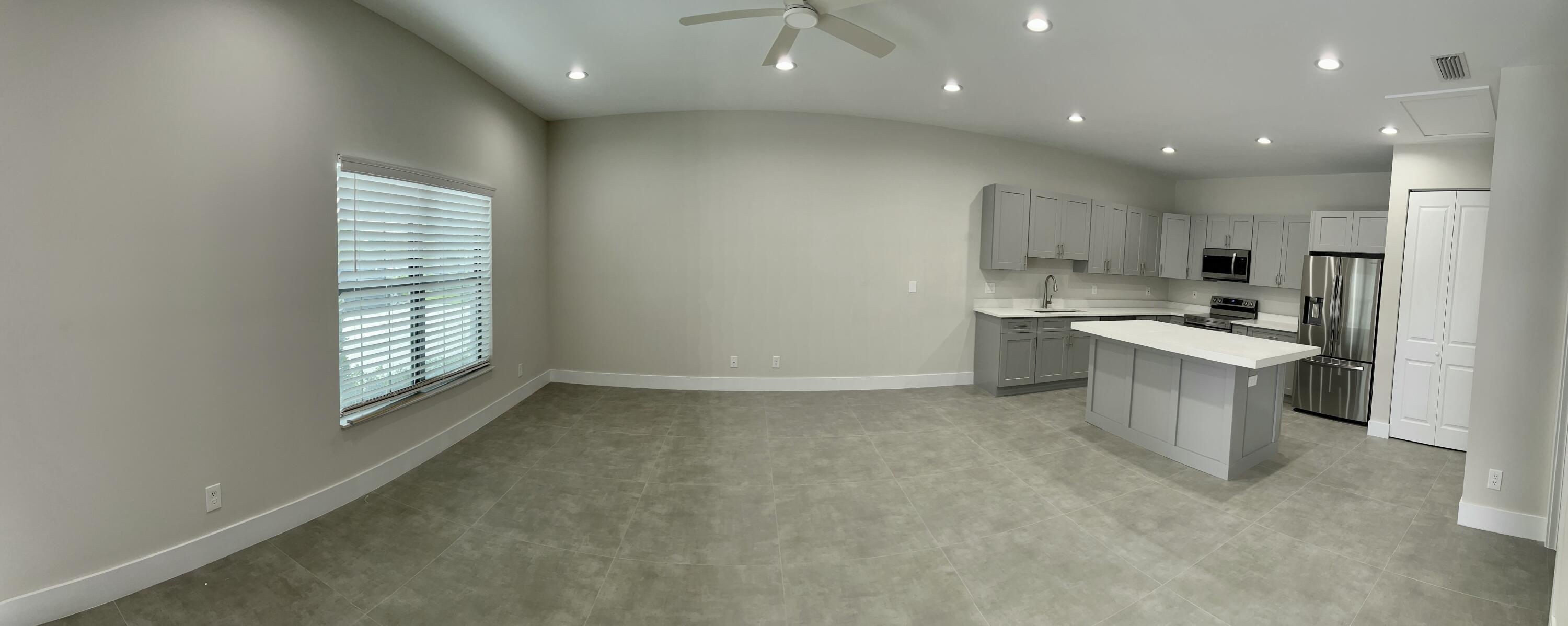 Palm Springs Condo: 2571 Gulfstream Road