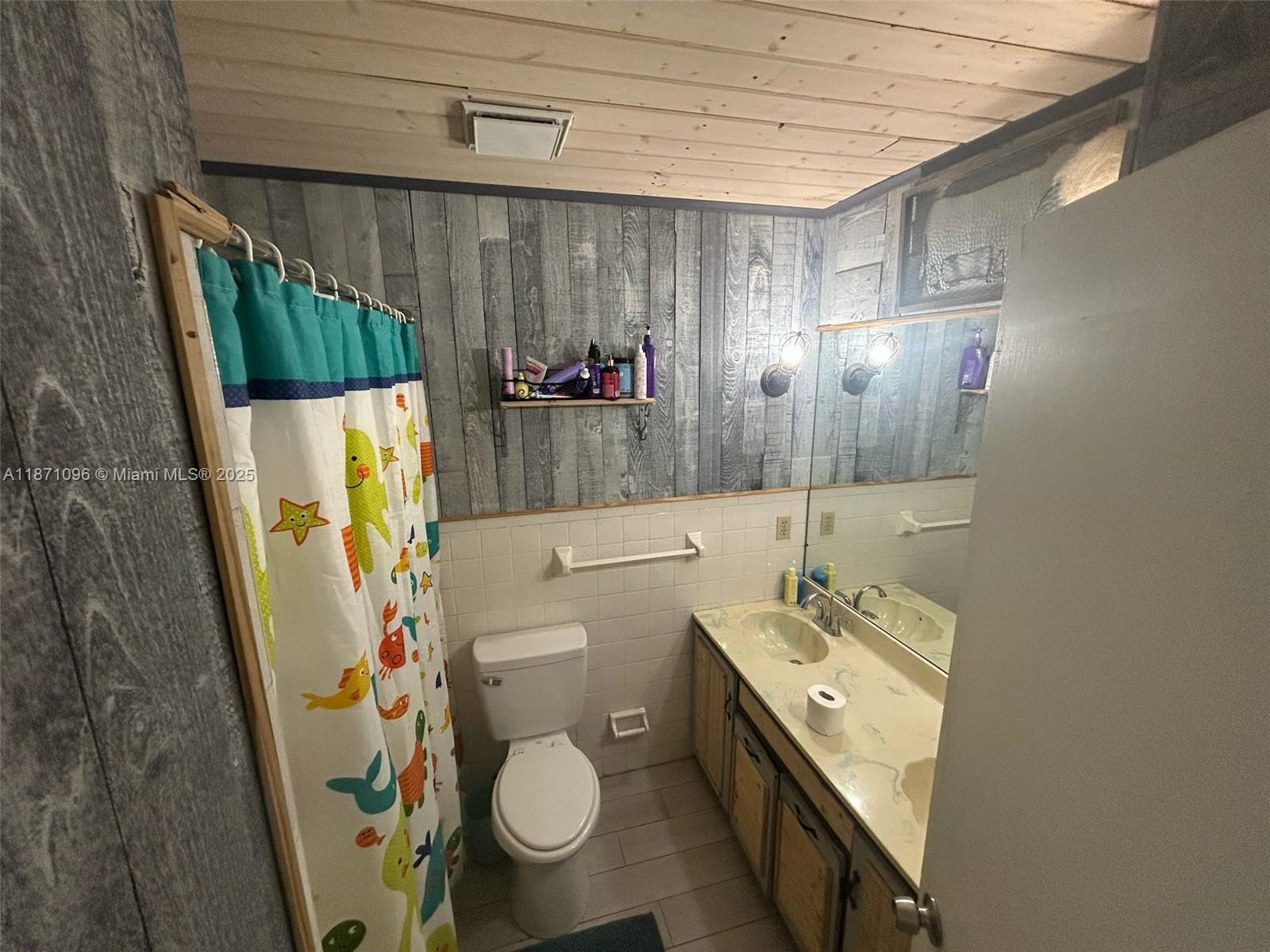 Lake Placid Condo: 1606 Churchill Street