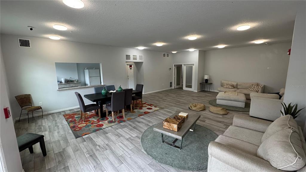 Orlando Condo: 2121 McCoy Road