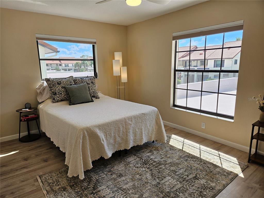 Venice Condo: 744 Avenida Estancias