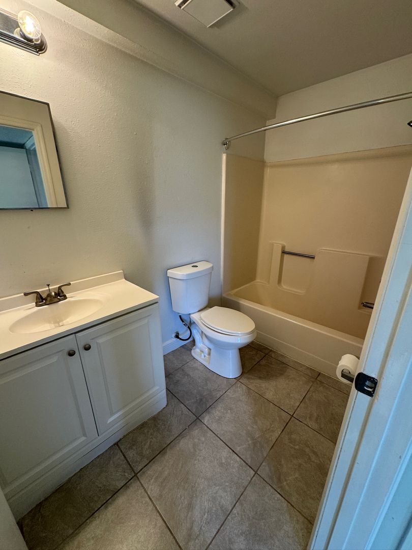 Leesburg Condo: 1197 Bentley Road