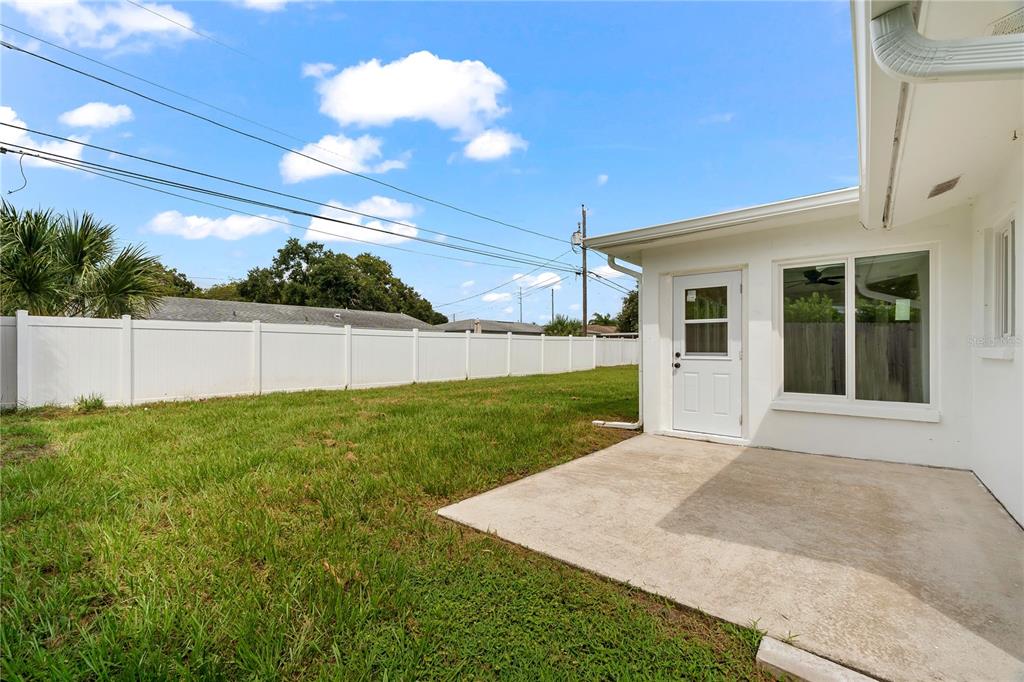 Clearwater Condo: 1468 Sandy Lane