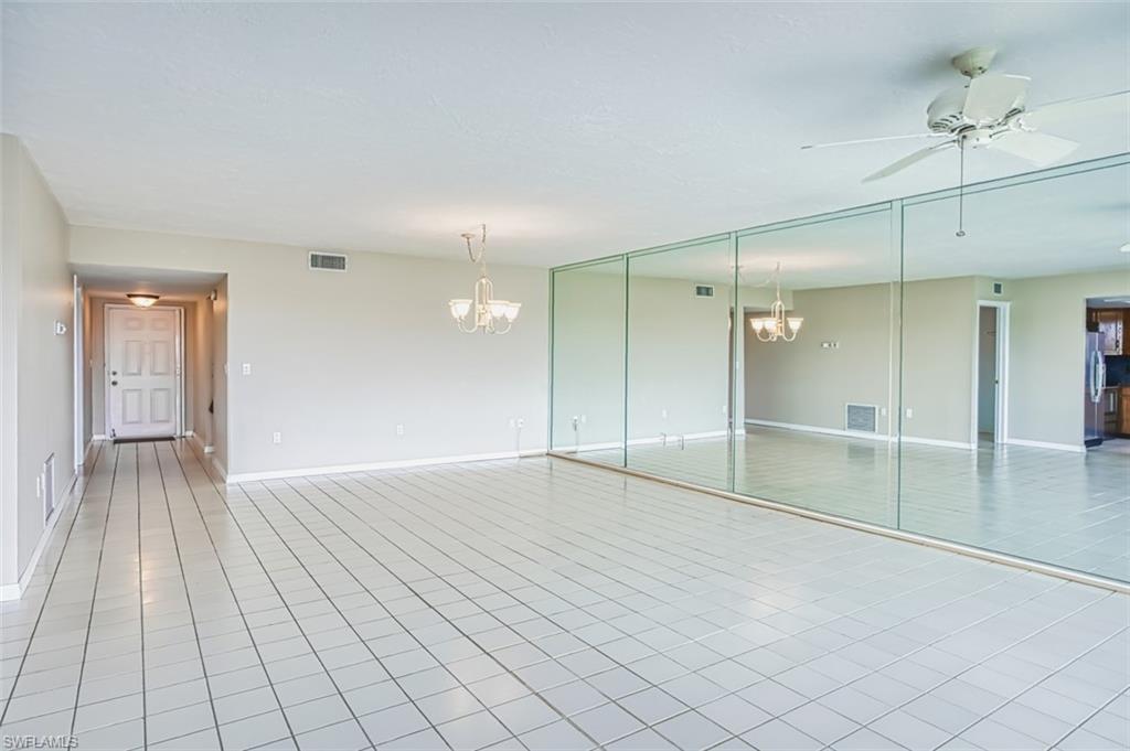 Fort Myers Condo: 7430 Lake Breeze Drive