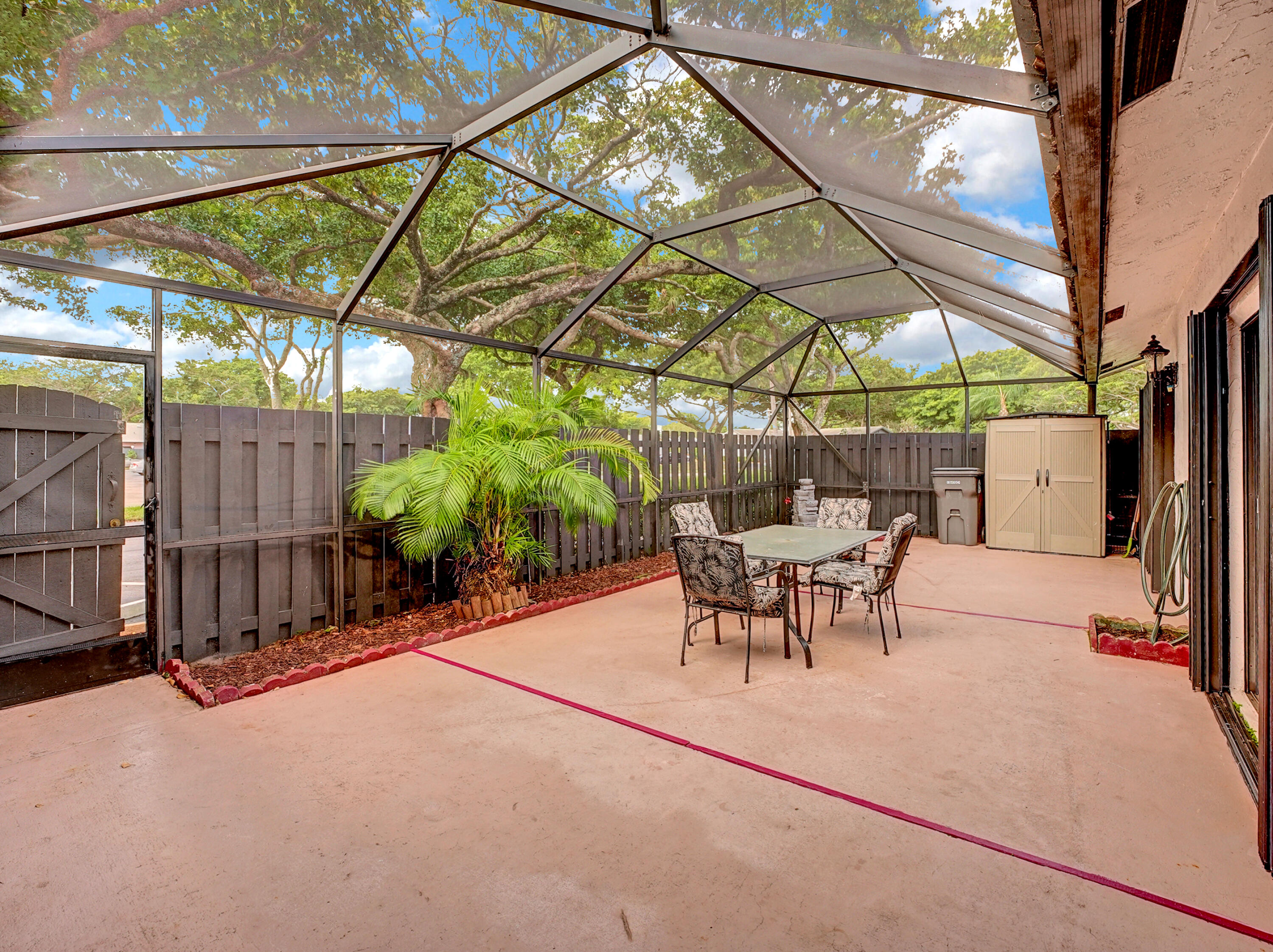 West Palm Beach Condo: 1165 Summit Trail Circle