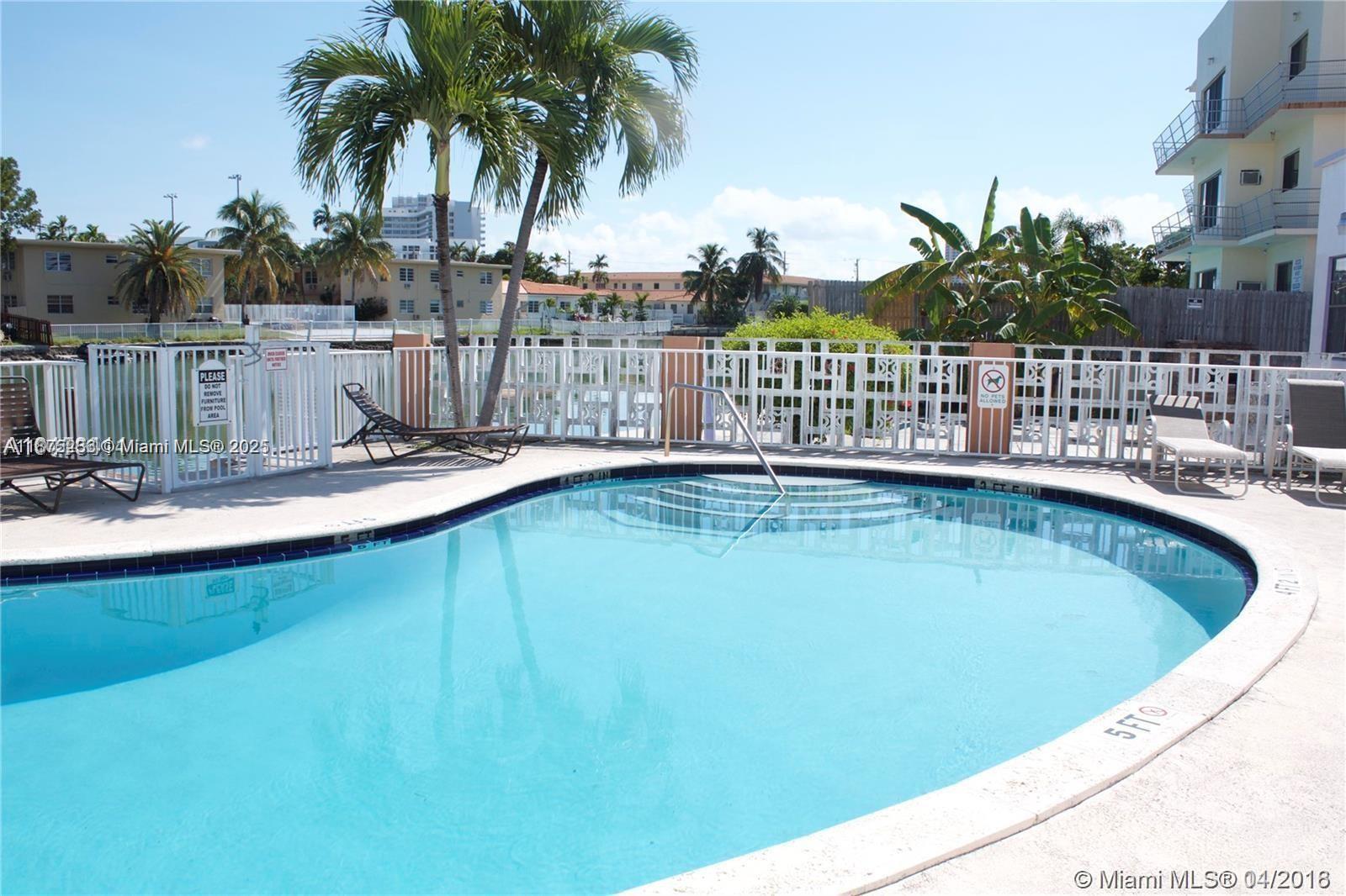 Miami Beach Condo: 1185 Marseille Drive