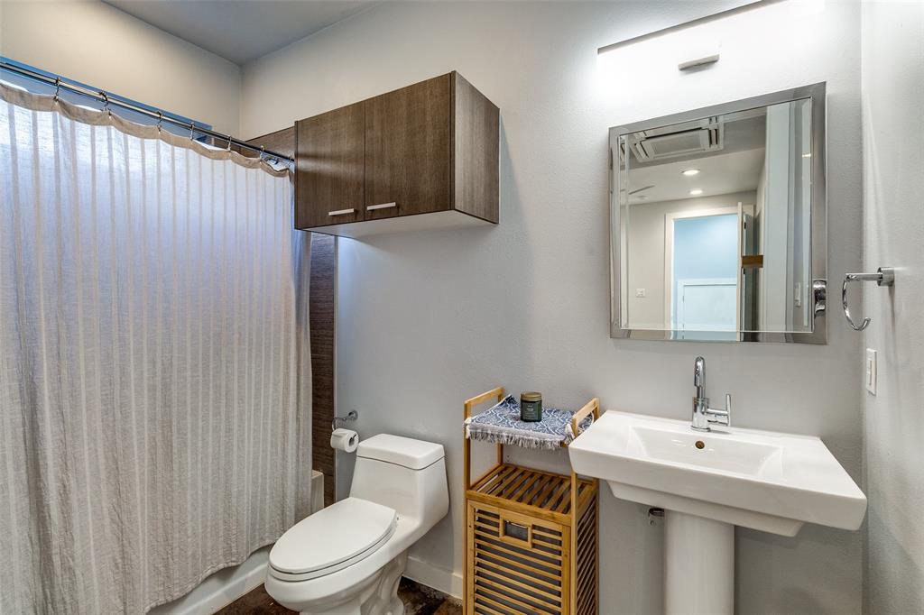 Dallas Condo: 4977 Zuma Court