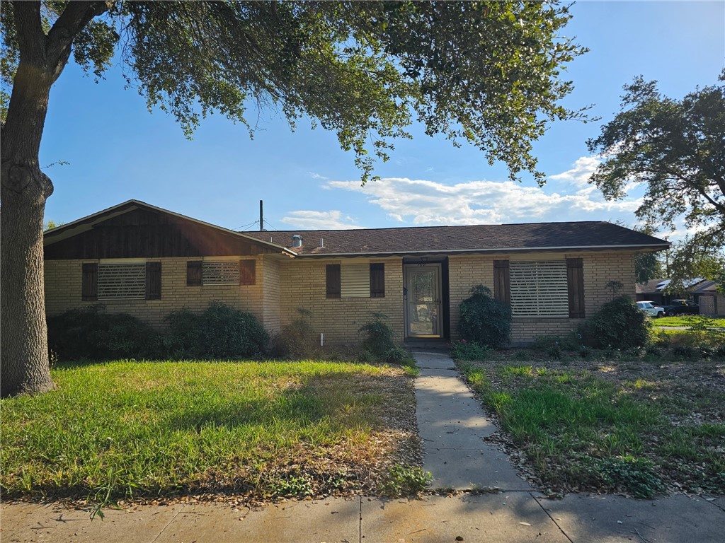 Corpus Christi Condo: 1601 Spicewood Drive