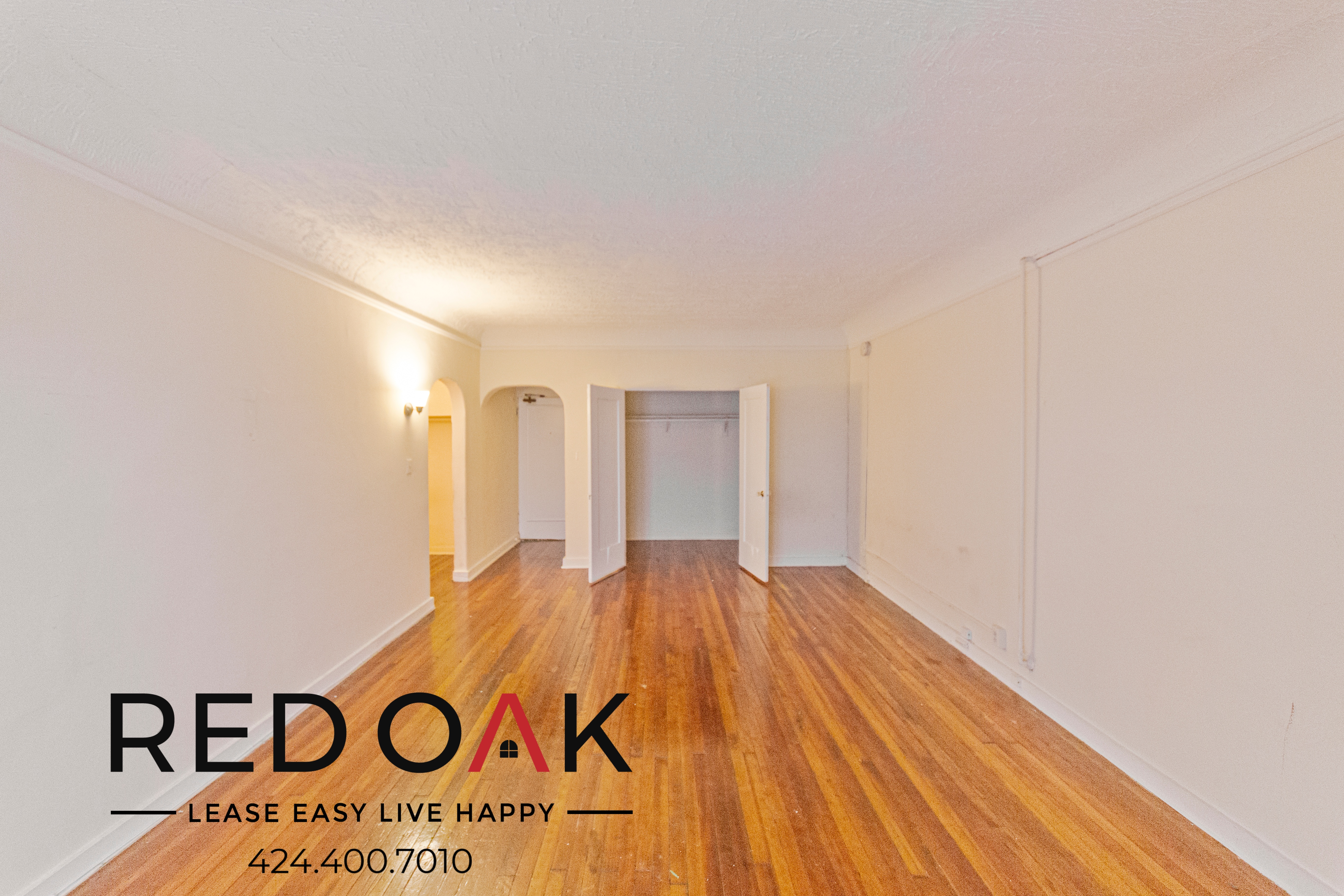 Los Angeles Condo: 665 S Cochran Ave