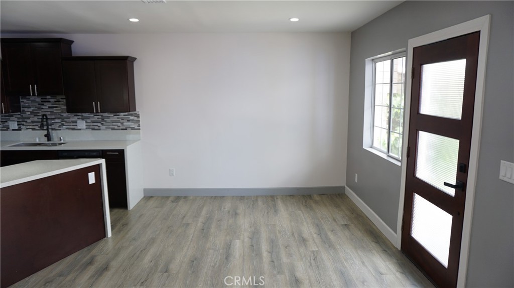 Arleta Condo: 10067 Arleta Avenue