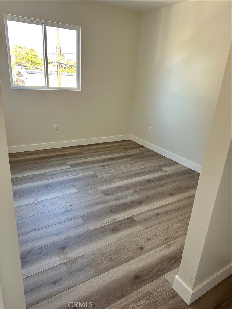 Arleta Condo: 9585 Woodale Avenue