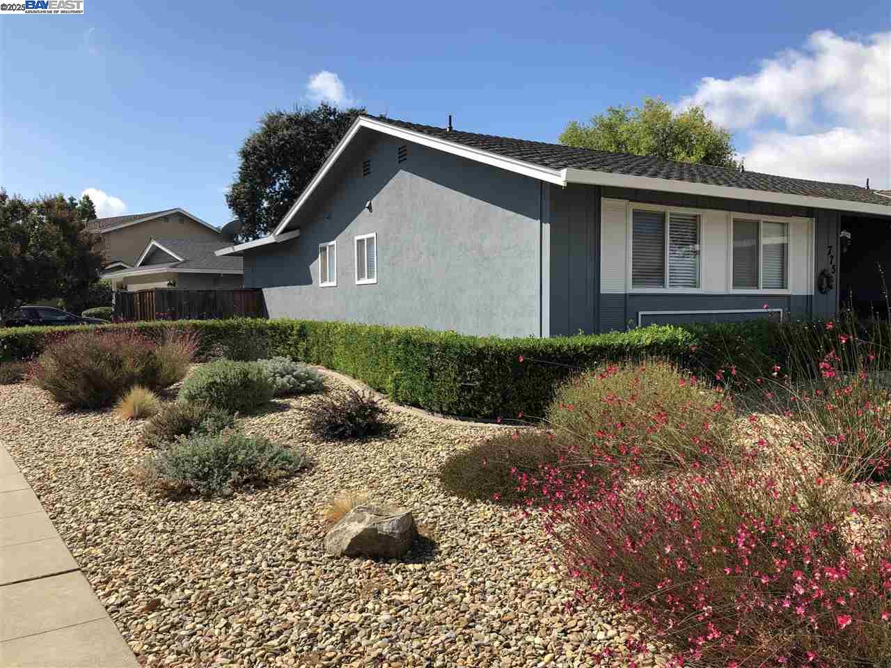 Livermore Condo: 775 Leland Way