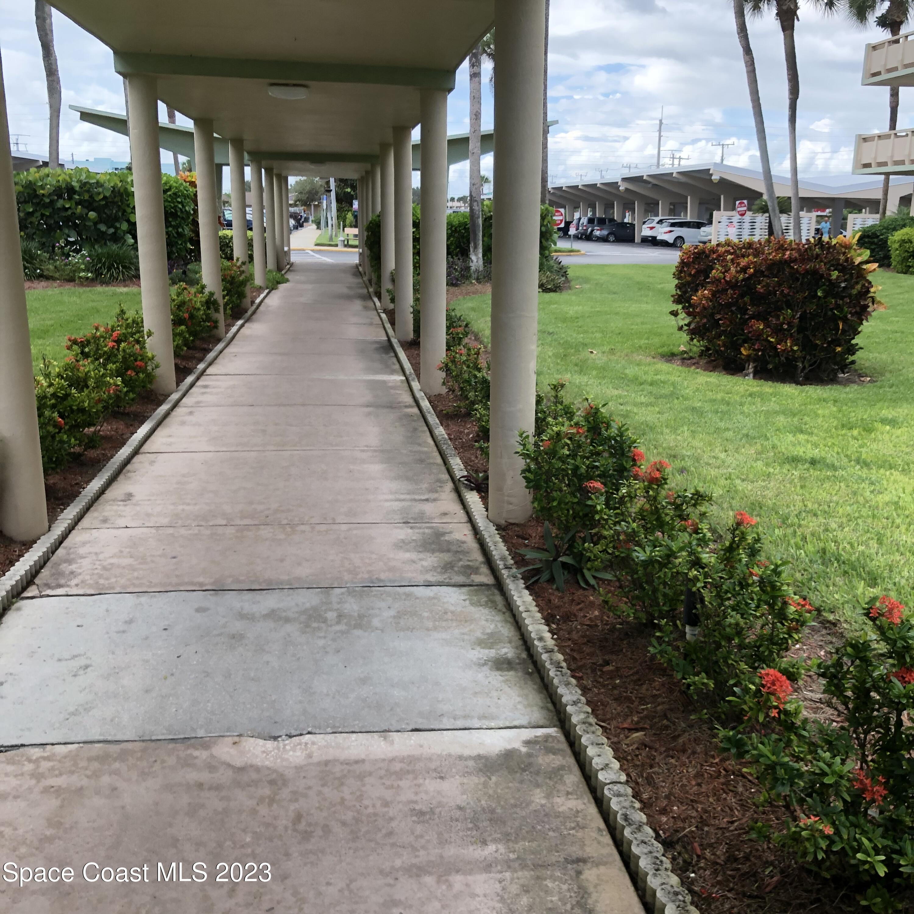 Cocoa Beach Condo: 2020 North Atlantic Avenue