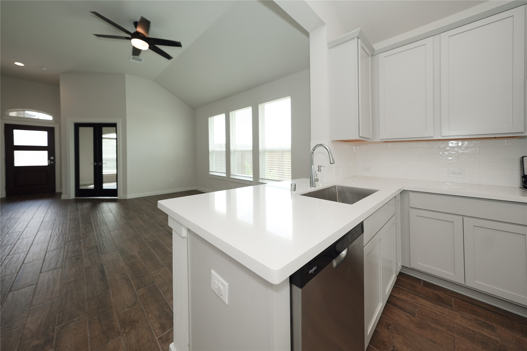 La Marque Condo: 782 Dewberry Road