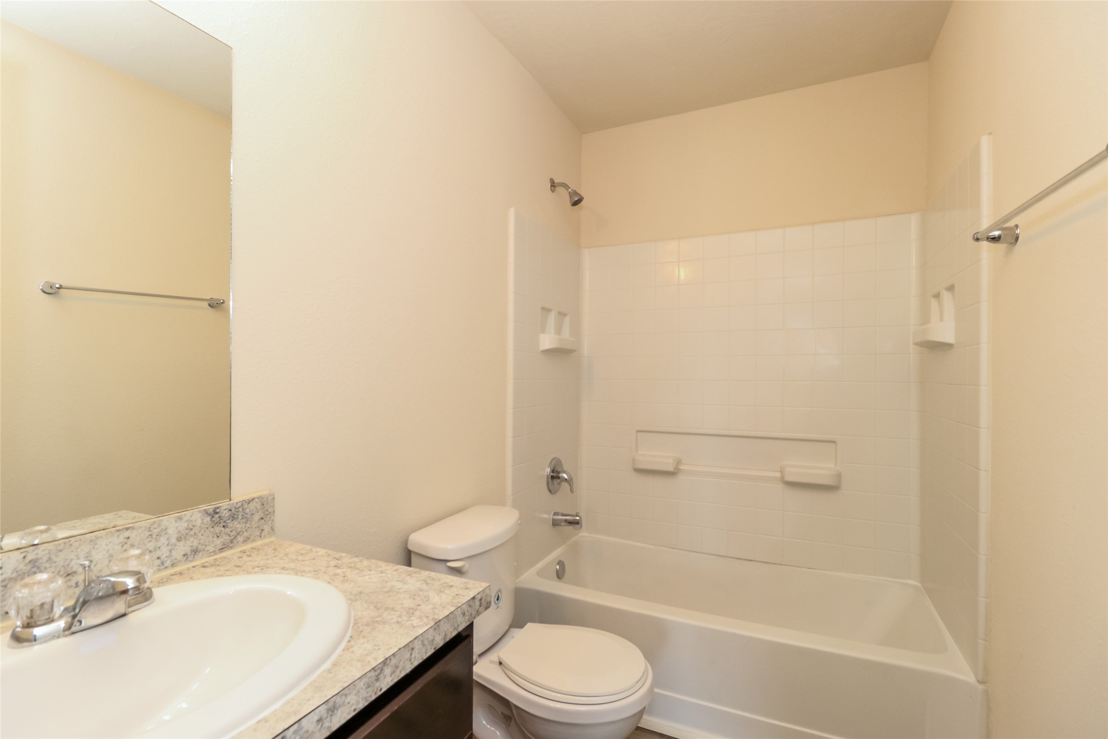 Houston Condo: 2418 Connors Path Court
