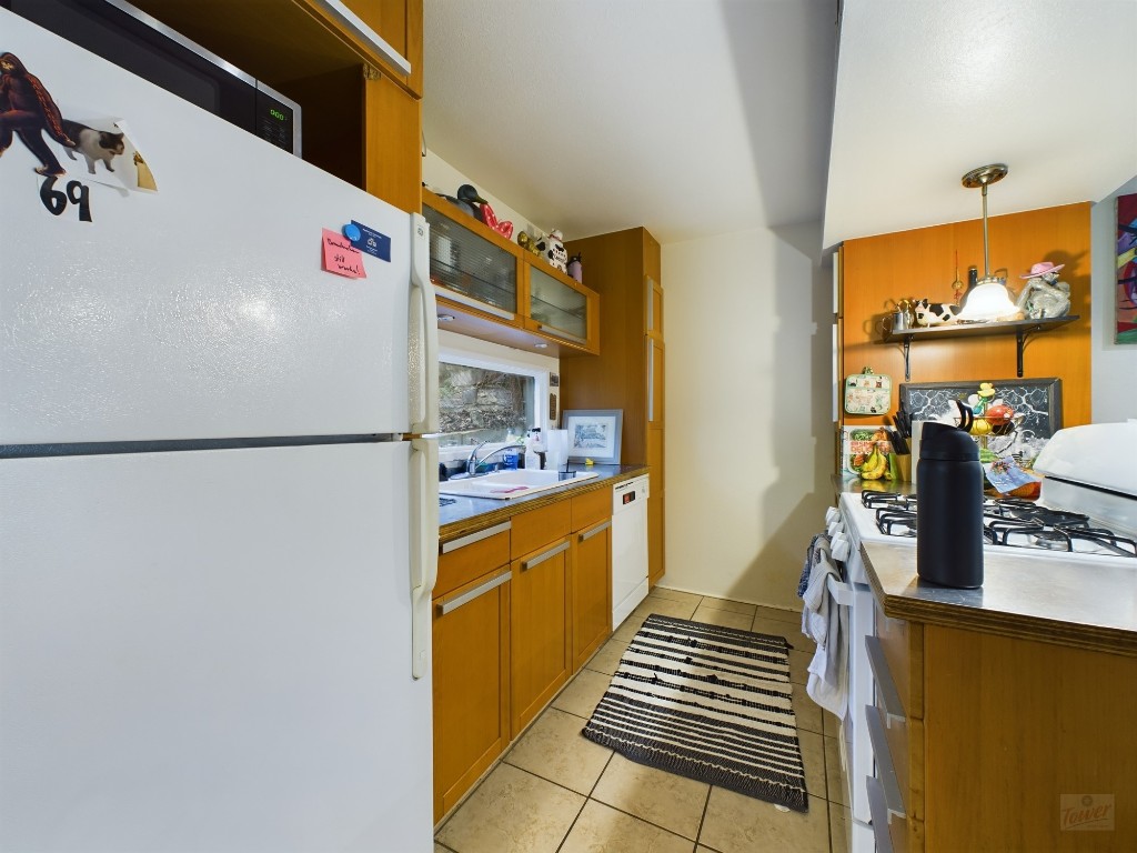 Austin Condo: 915 Keith Lane