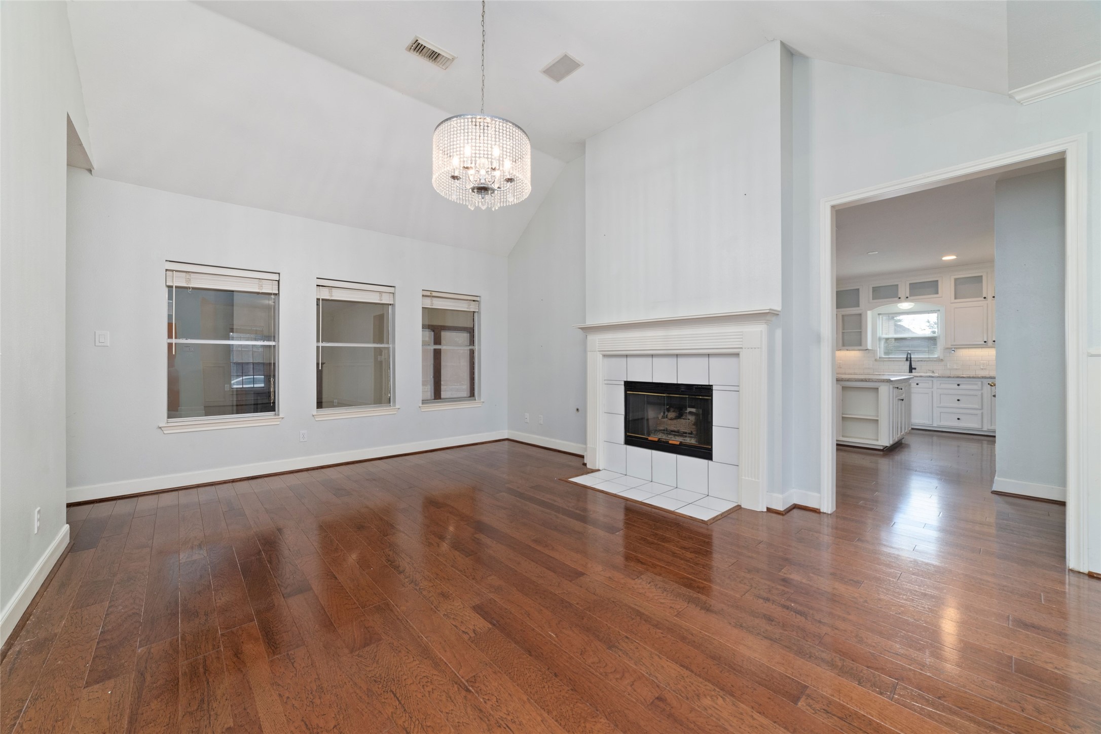 Houston Condo: 6511 Mesa Vista Court