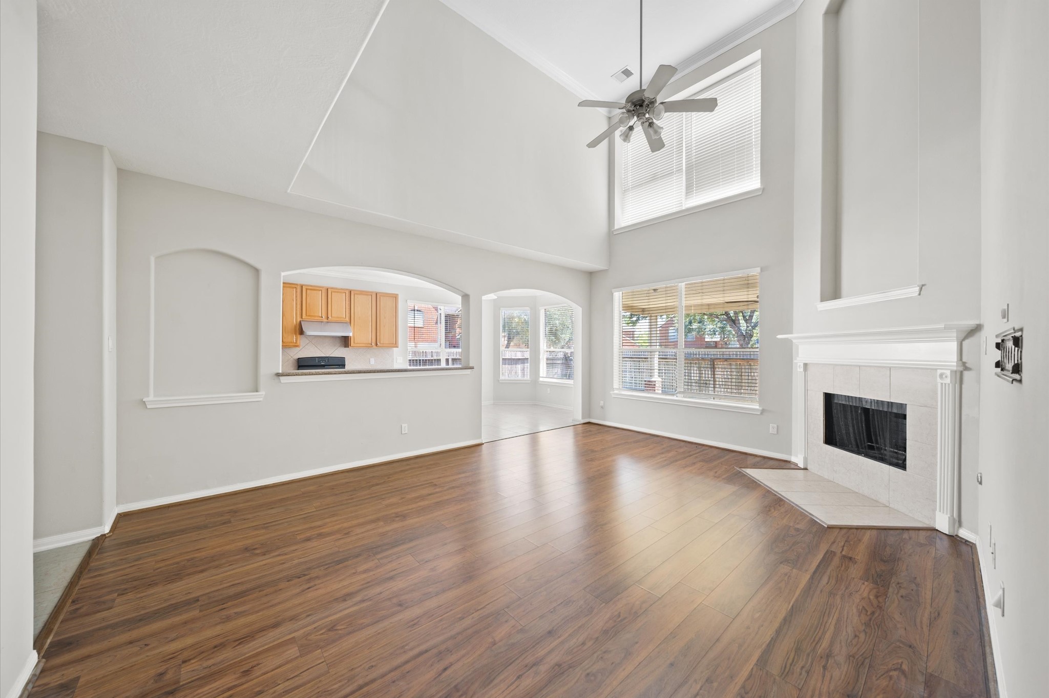 Houston Condo: 18907 Dural Drive