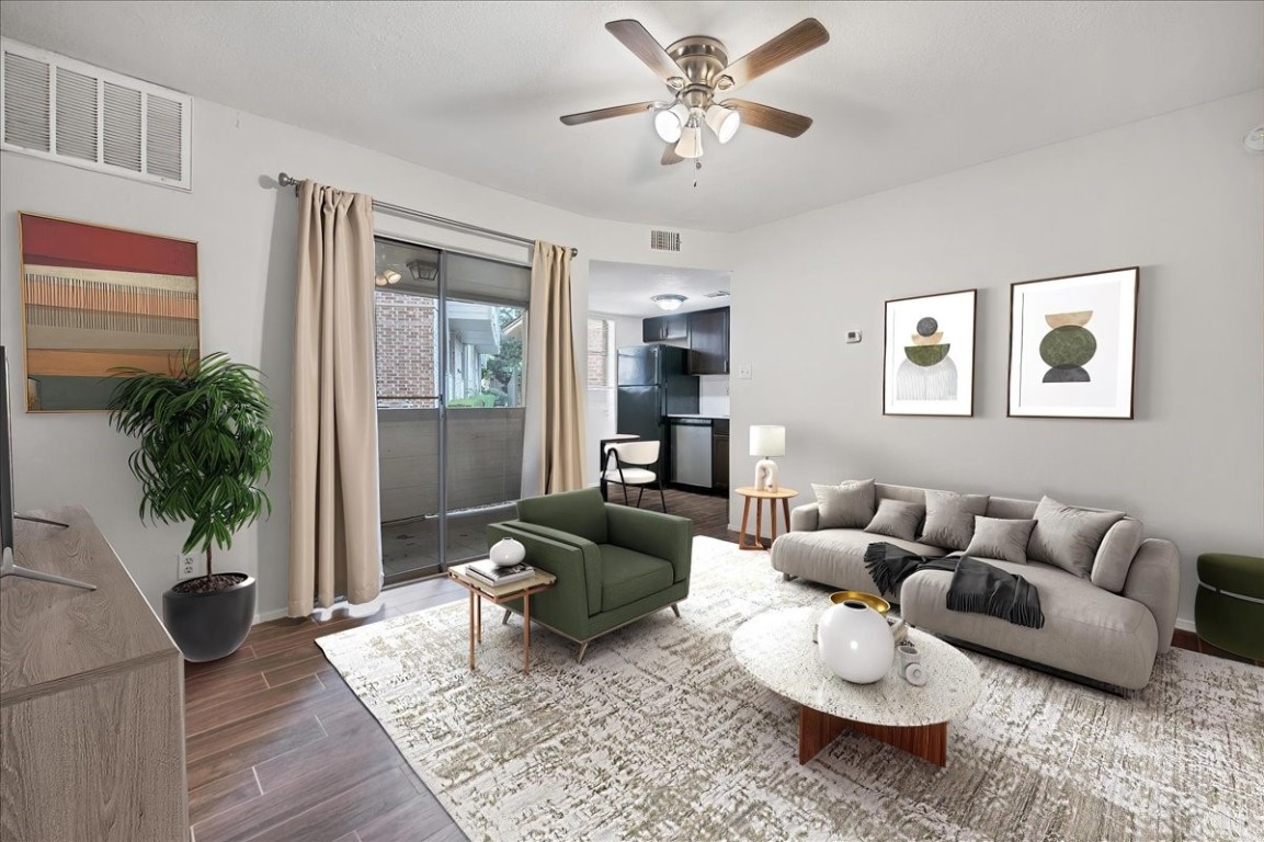 Austin Condo: 2500 Burleson Road