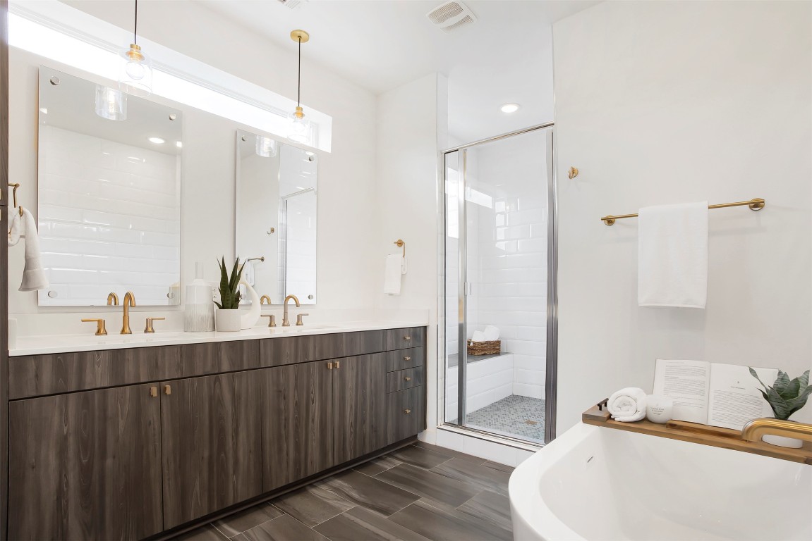 Austin Condo: 2624 Metcalfe Road