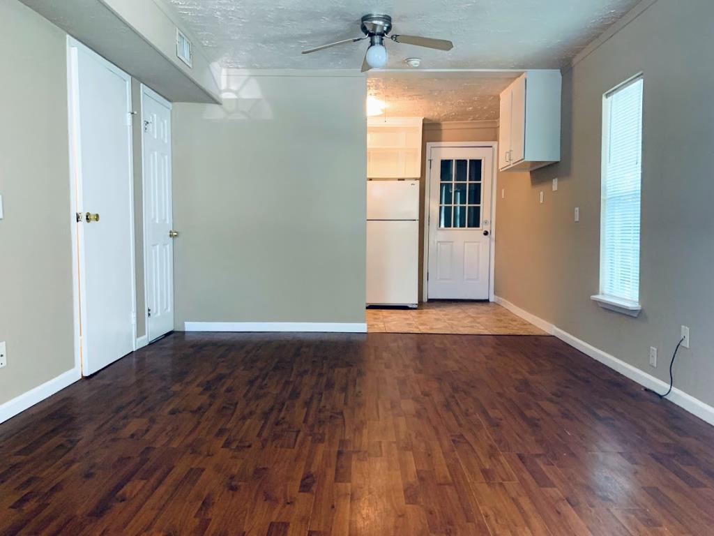 College Station Condo: 813 Ave A