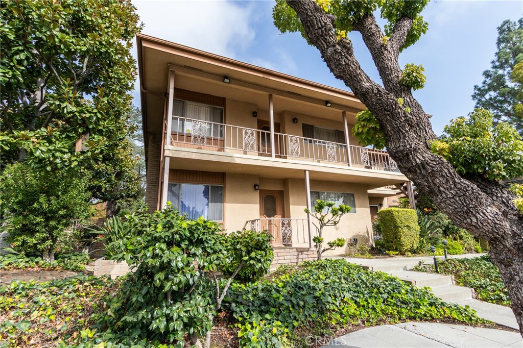 Arcadia Condo: 865 Arcadia Avenue