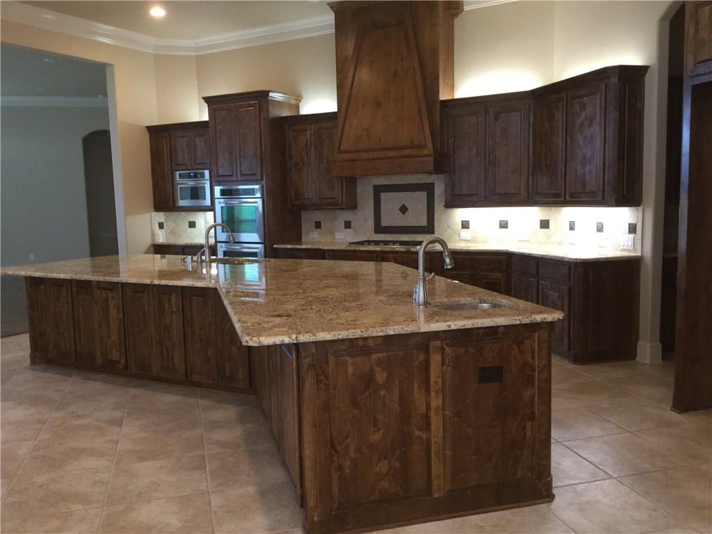 Allen Condo: 1115 Navarro Drive