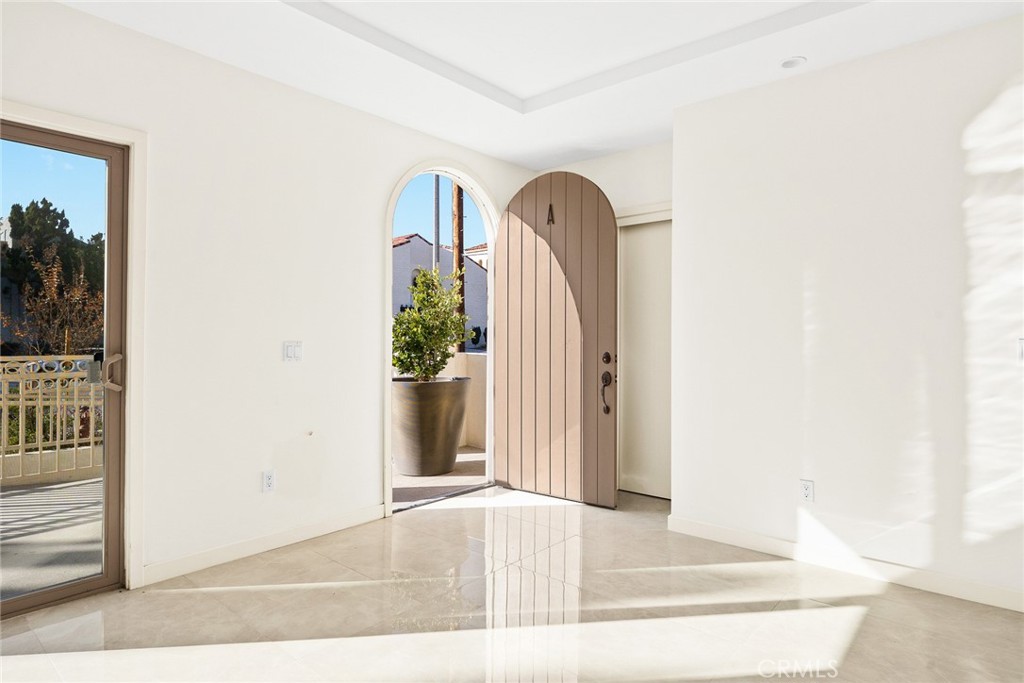 Arcadia Condo: 1228 Temple City Boulevard