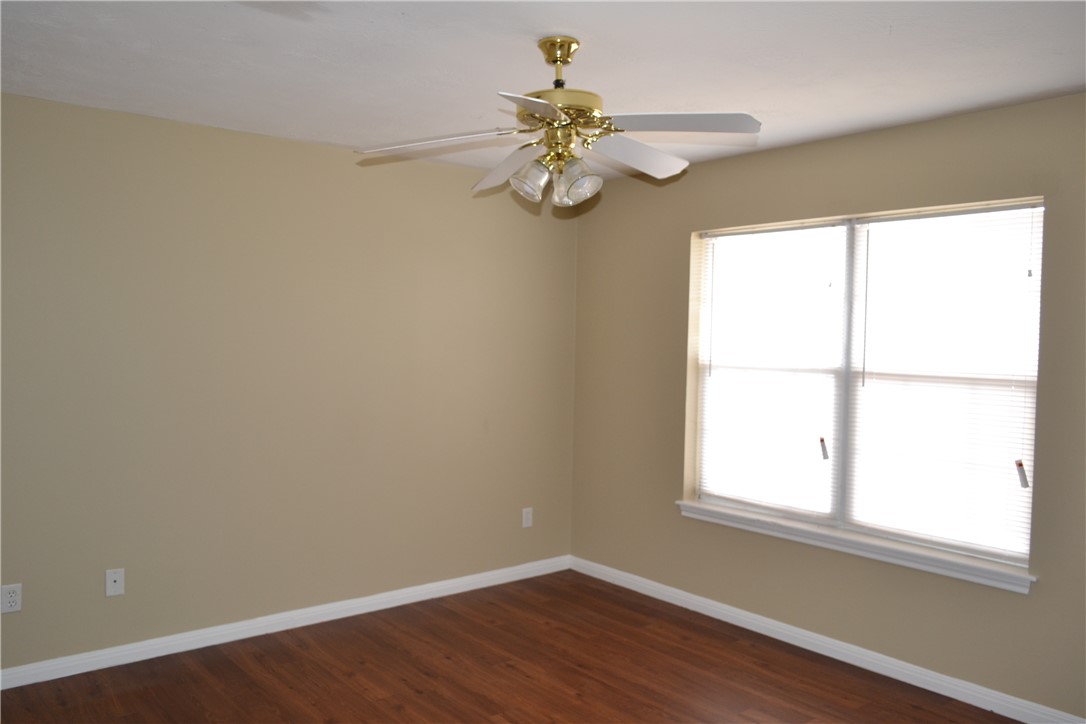 College Station Condo: 516 Tarrow Street