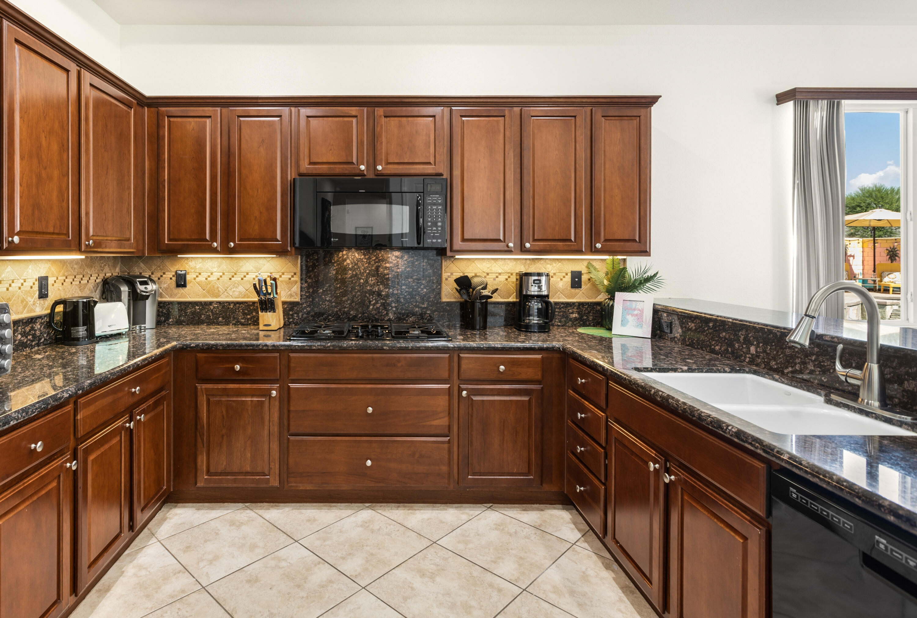 Indio Condo: 43760 Spiaggia Place