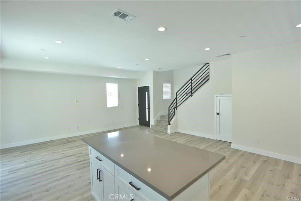 Bell Gardens Condo: 7524 Purdy Avenue