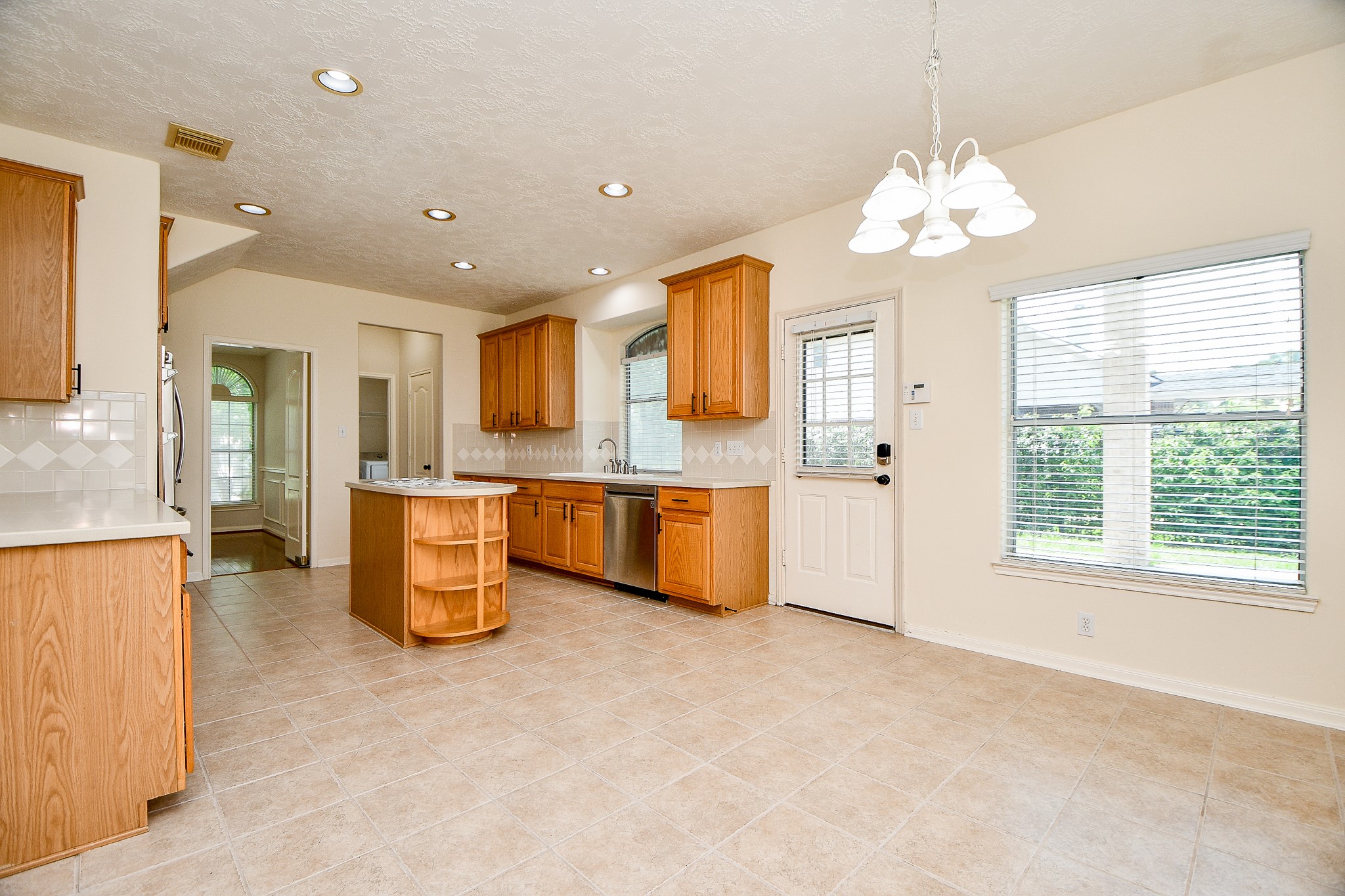 Houston Condo: 17411 Lonesome Dove Trail