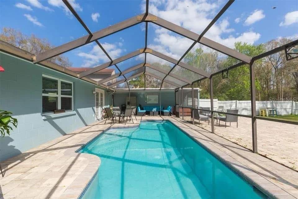 Tampa Condo: 2804 Cedaridge Drive