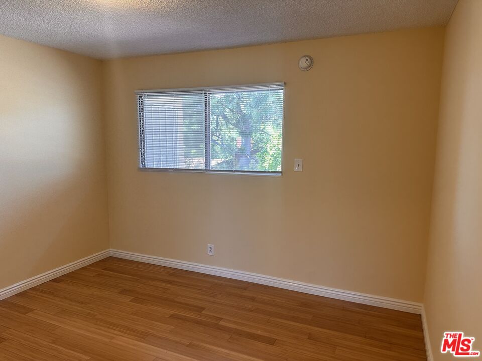 Los Angeles Condo: 5411 South Centinela Avenue
