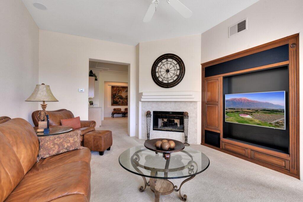 Rancho Mirage Condo: 147 North Kavenish Drive