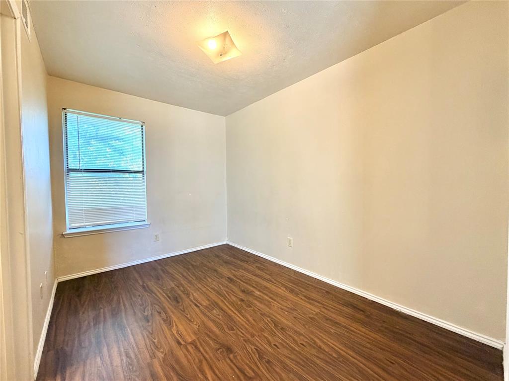 Denton Condo: 2526 West Prairie Street