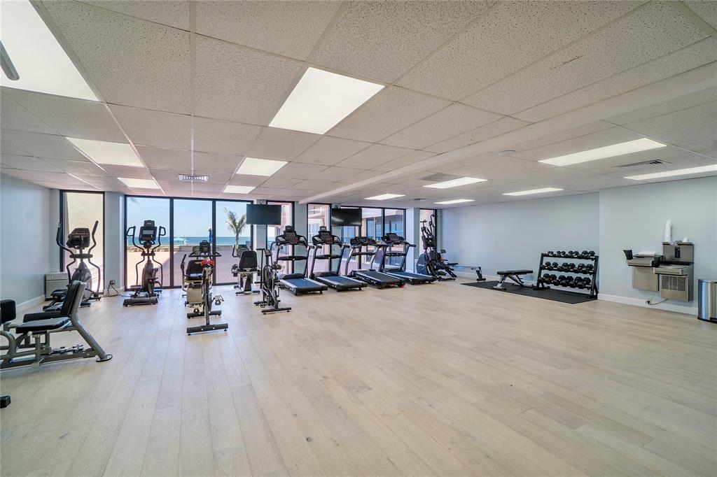 Hillsboro Beach Condo: 1147 Hillsboro Mile