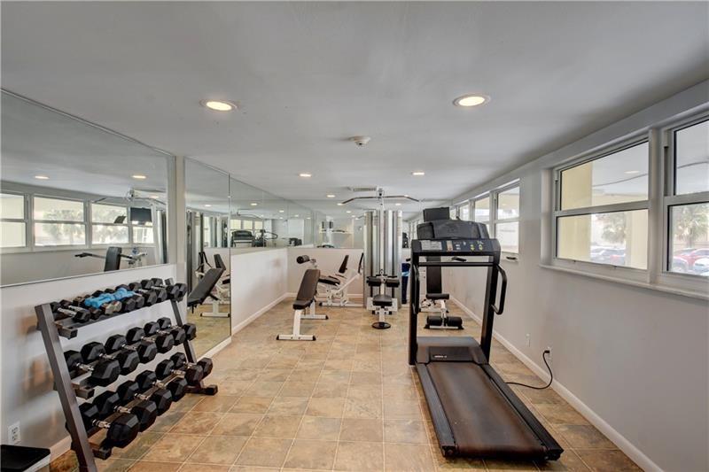 Pompano Beach Condo: 1200 Hibiscus Avenue