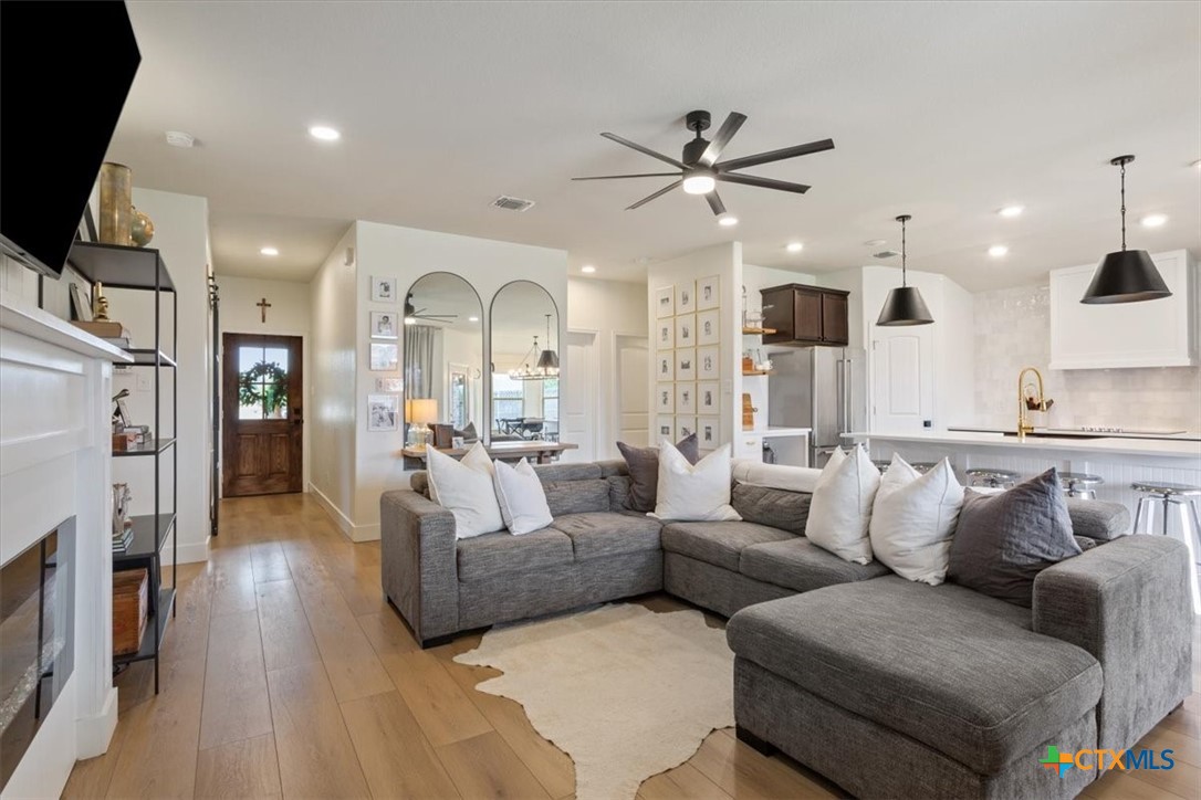 Belton Condo: 5102 Dauphin Drive