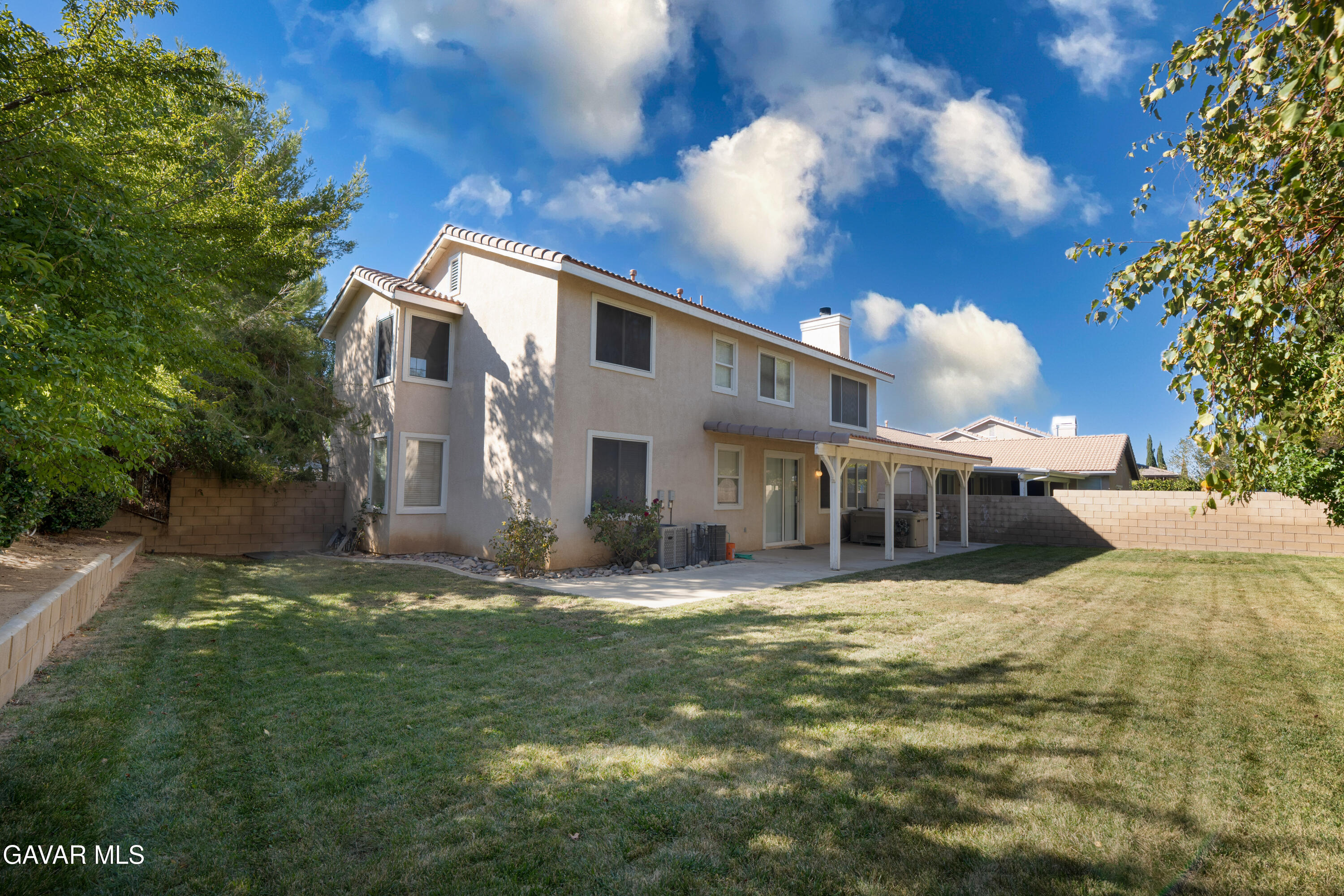 Palmdale Condo: 40270 Vista Pelona Drive