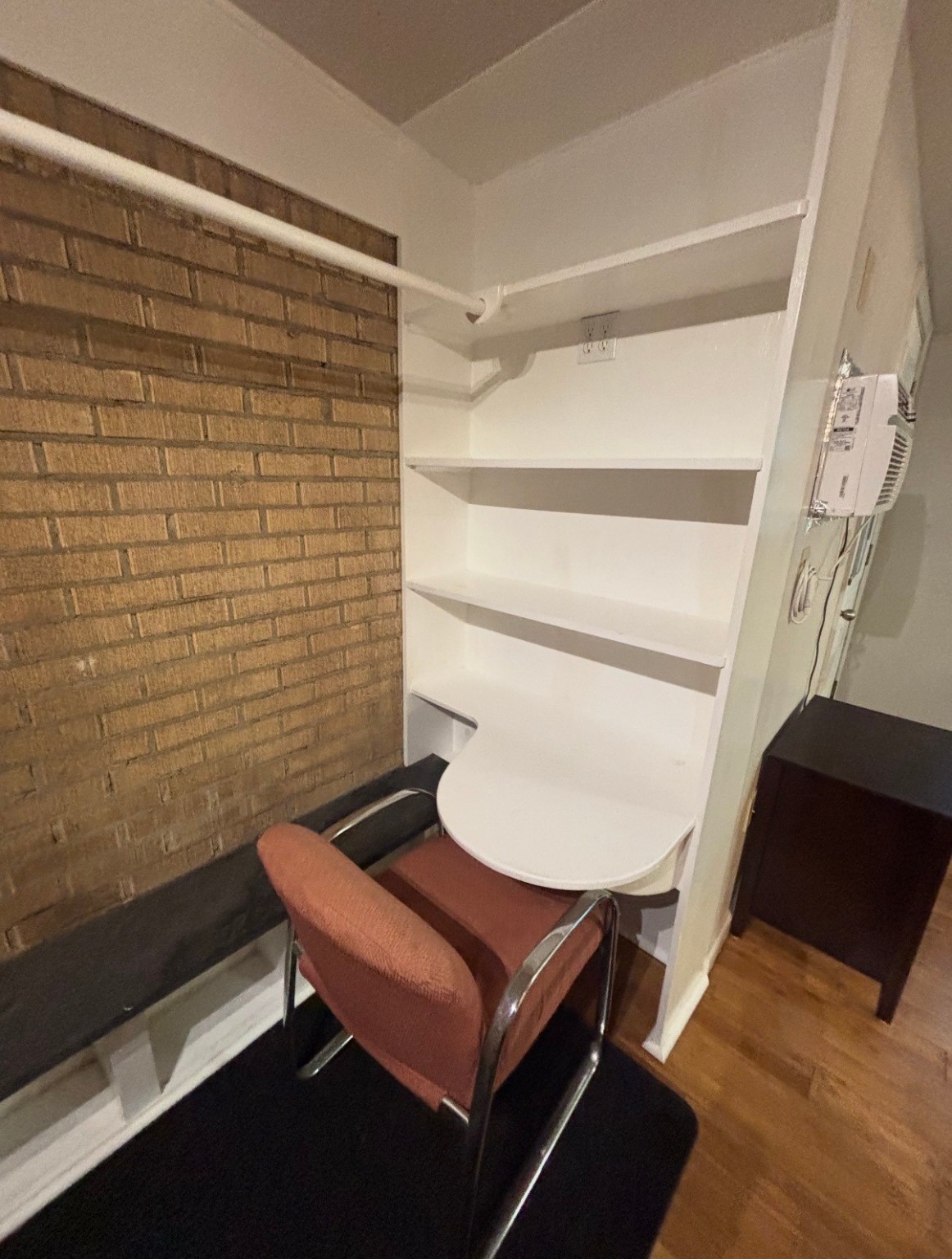 La Marque Condo: 928 Main Street