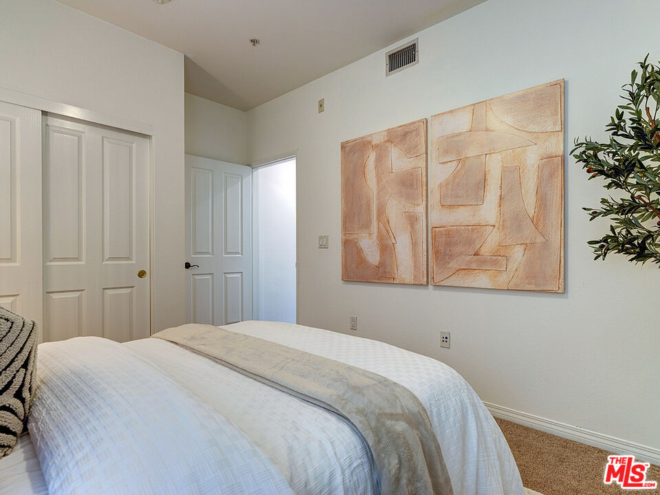 Playa Vista Condo: 6020 South Seabluff Drive