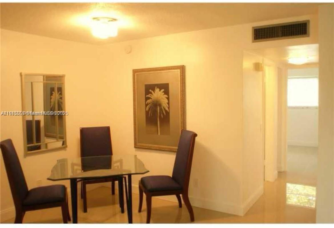 Davie Condo: 2451 Southwest 82nd Avenue