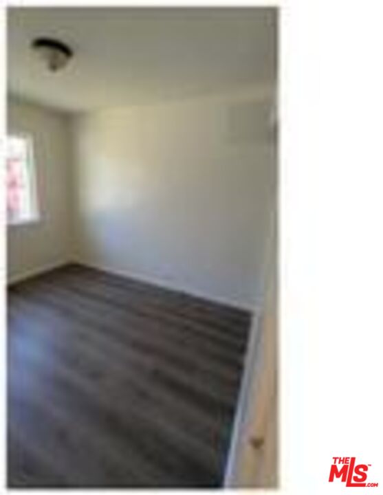 Los Angeles Condo: 859 East 87th Place