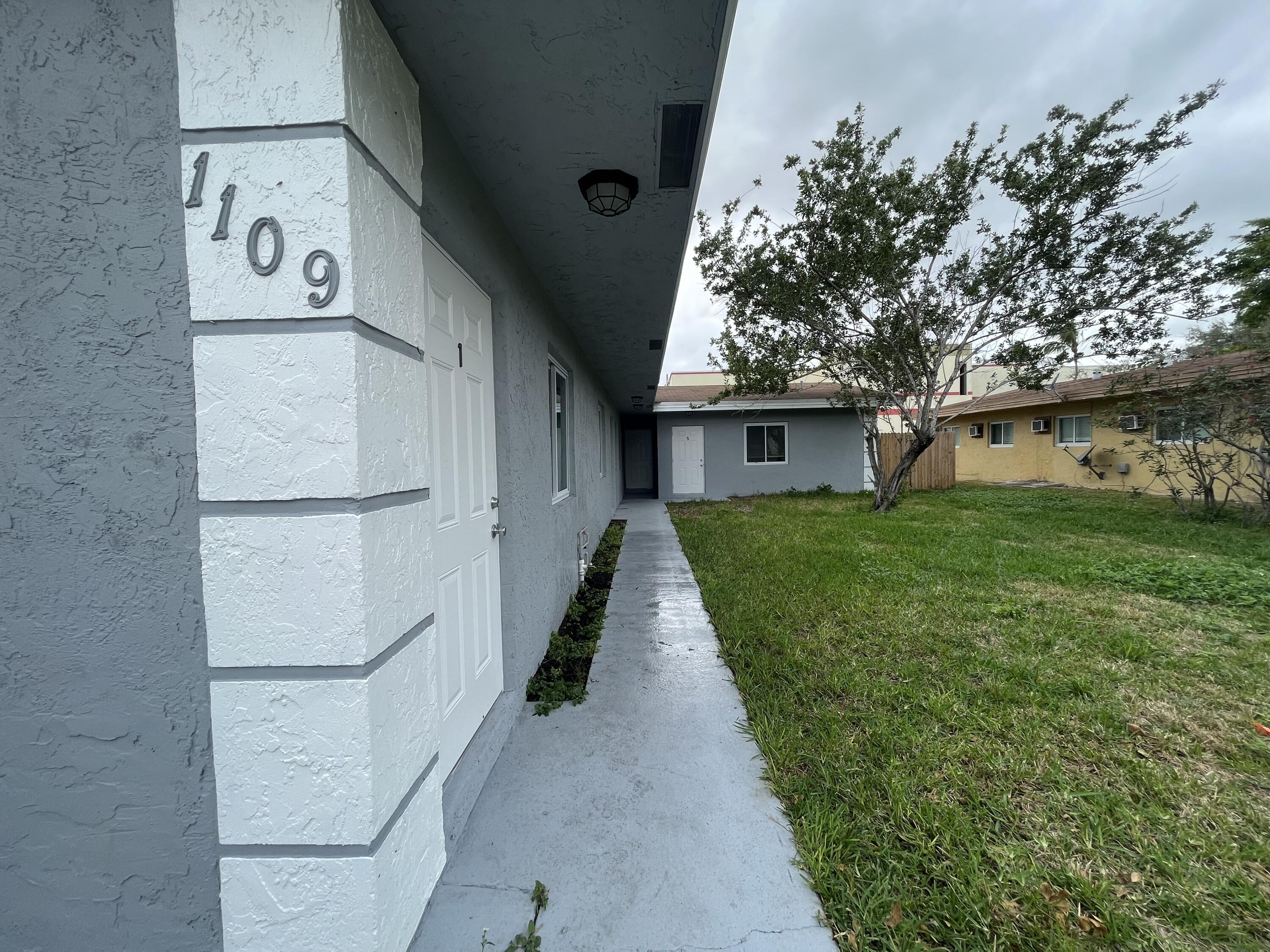 Pompano Beach Condo: 1109 Northwest 6th Avenue