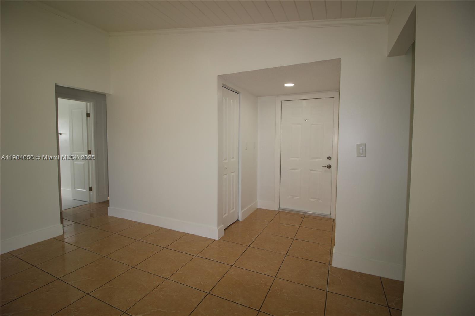 Homestead Condo: 26165 Southwest 124th Court