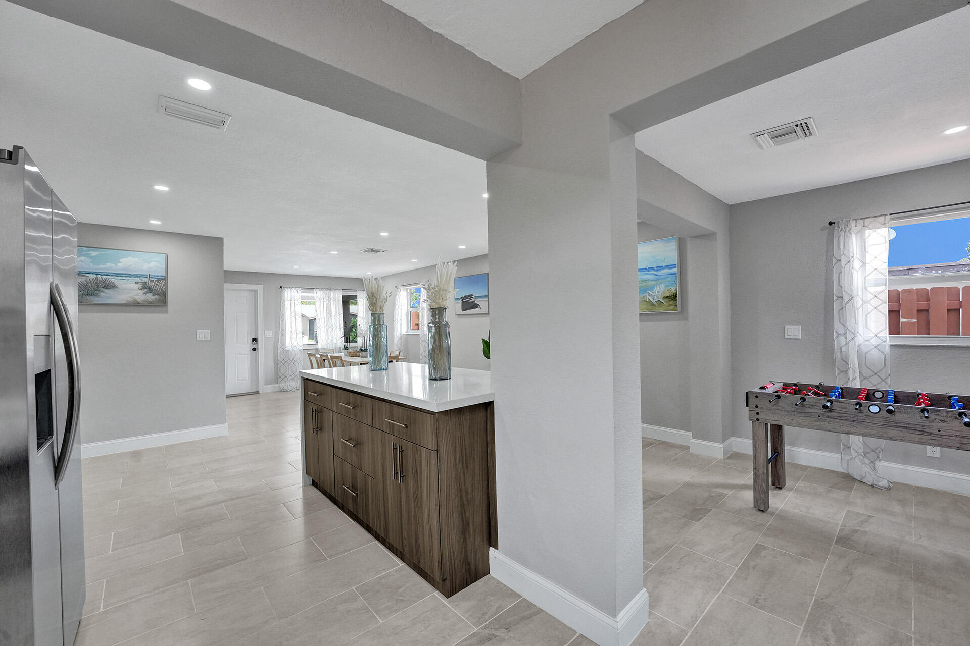 Delray Beach Condo: 337 Southwest 8th Avenue