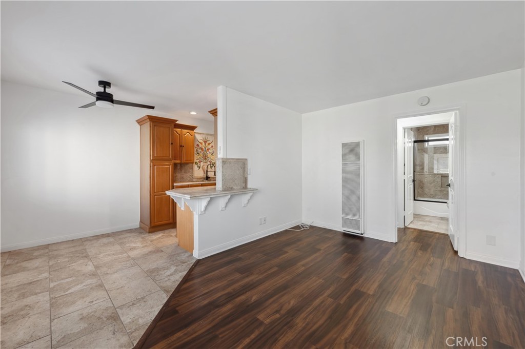 Torrance Condo: 20917 Amie Avenue