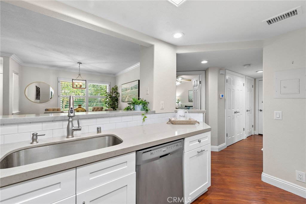 Rancho Santa Margarita Condo: 1 Brisa Del Lago