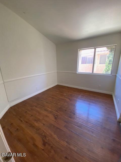 Lancaster Condo: 43116 Bloomingpark Street